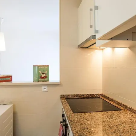 Old Town, 28 Tram, With Private Terrace Appartamento Lisbona